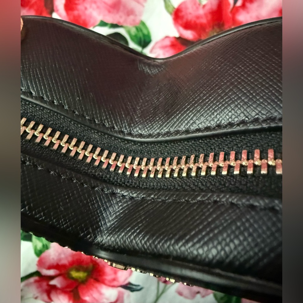 Kate Spade Love Shack Heart Crossbody Bag - Picture 7 of 15